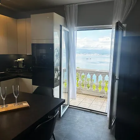 Villa Riviera